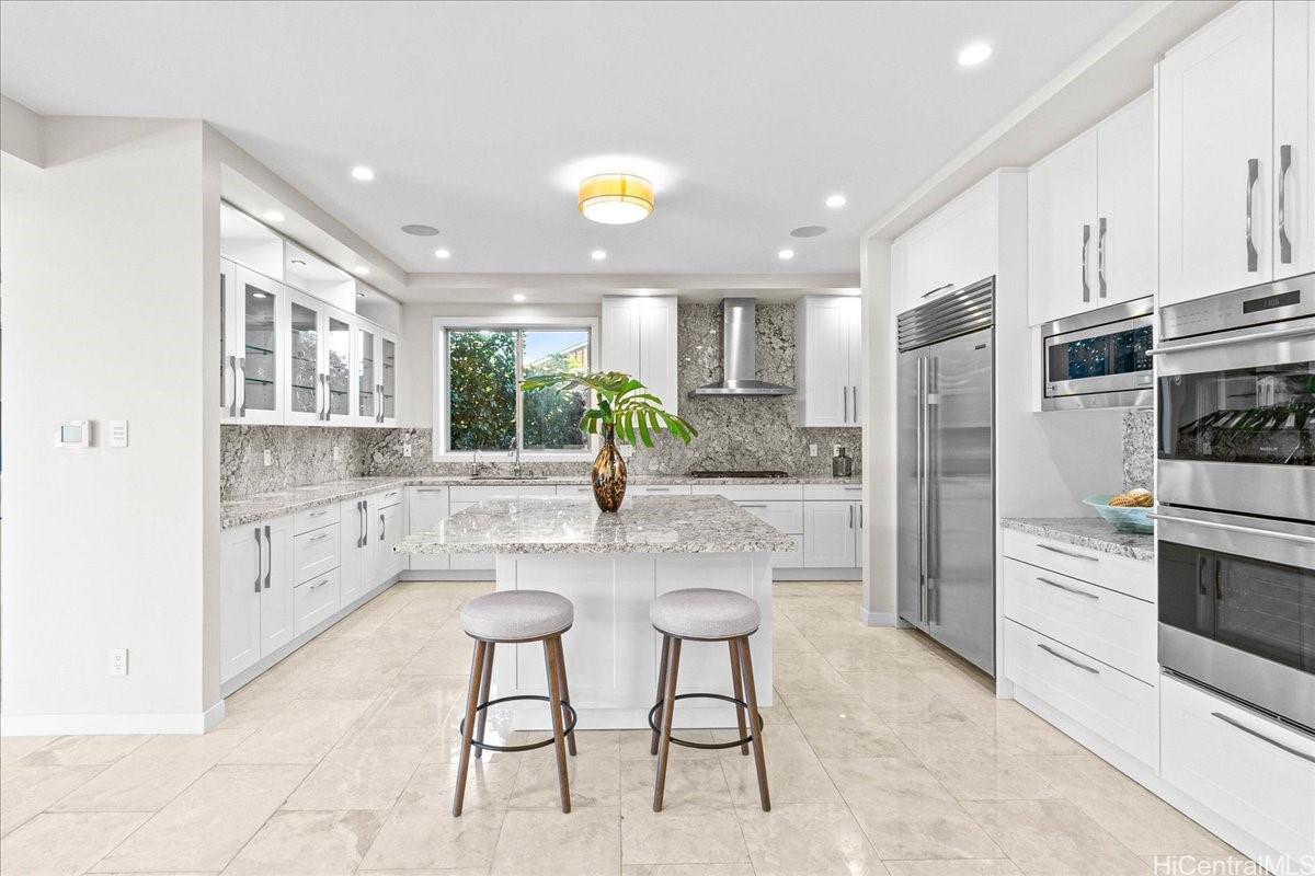 4218  Kaimanahila Street Diamond Head, Diamond Head home - photo 7 of 25