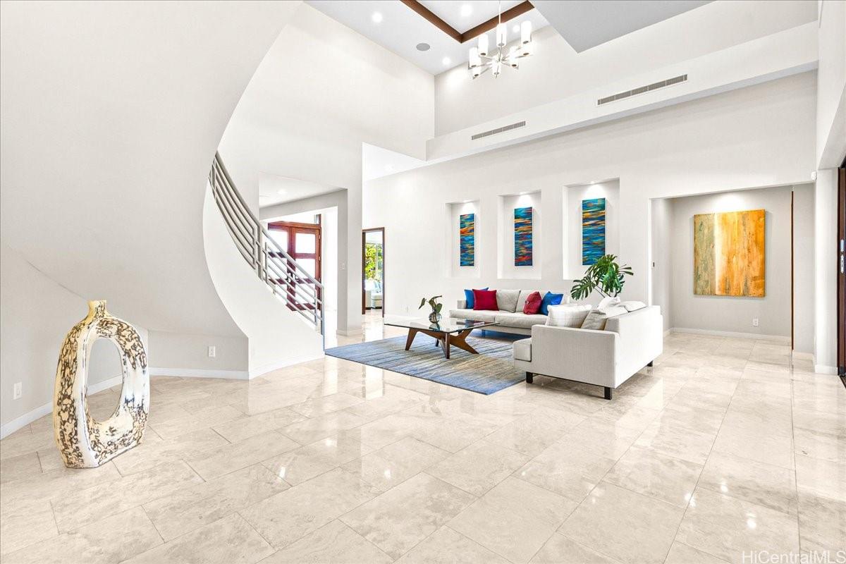 4218  Kaimanahila Street Diamond Head, Diamond Head home - photo 9 of 25