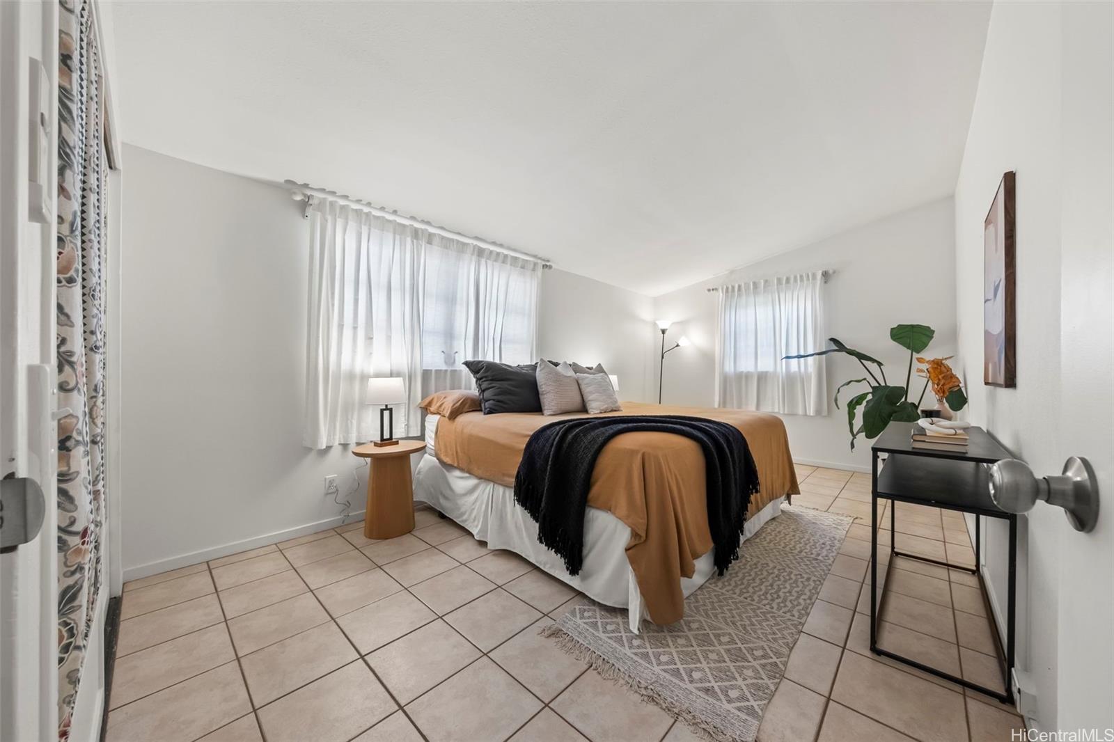 423  Iana Street Enchanted Lake, Kailua home - photo 14 of 22