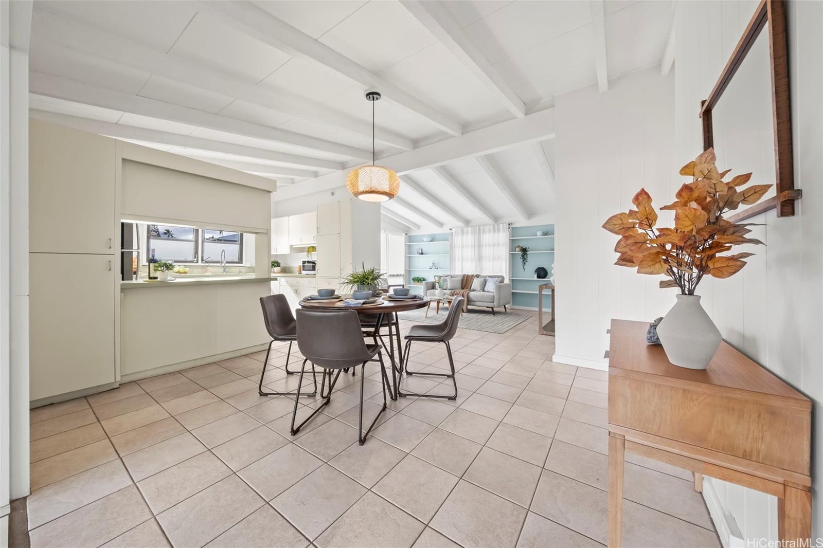 423  Iana Street Enchanted Lake, Kailua home - photo 18 of 22