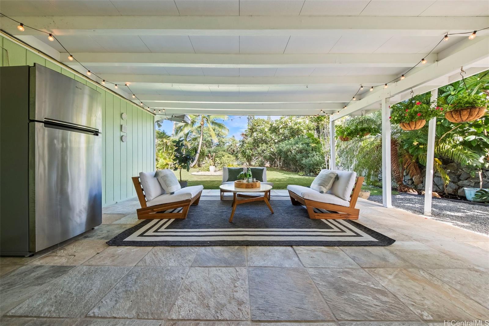 423  Iana Street Enchanted Lake, Kailua home - photo 6 of 22