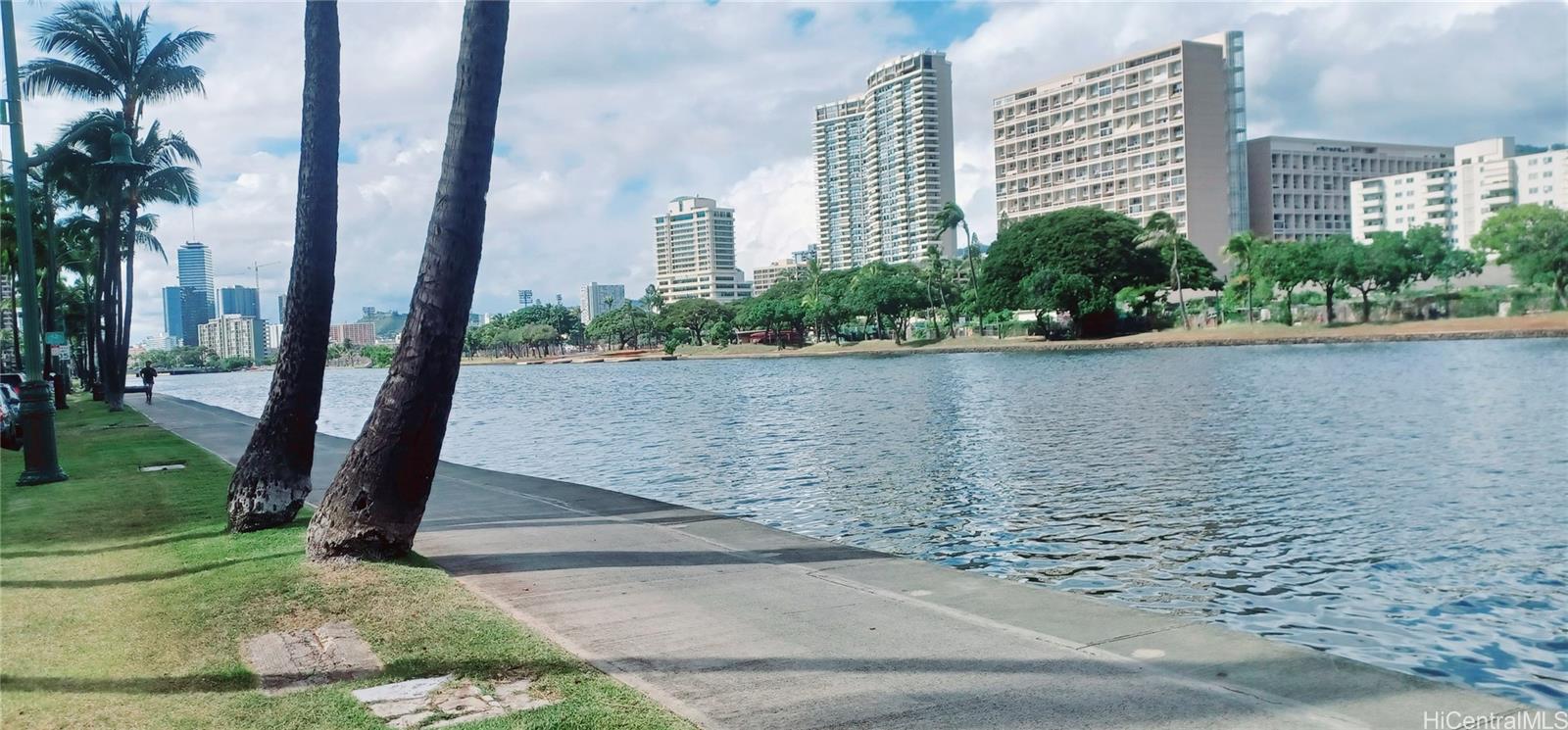 Promenade condo # 106, Honolulu, Hawaii - photo 22 of 25