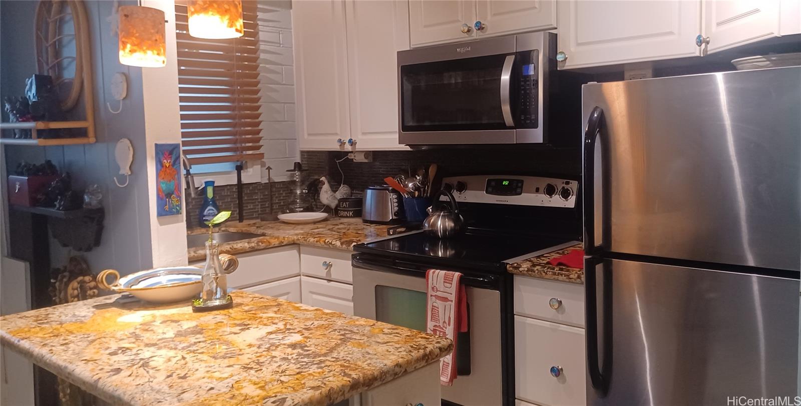 Promenade condo # 106, Honolulu, Hawaii - photo 9 of 25