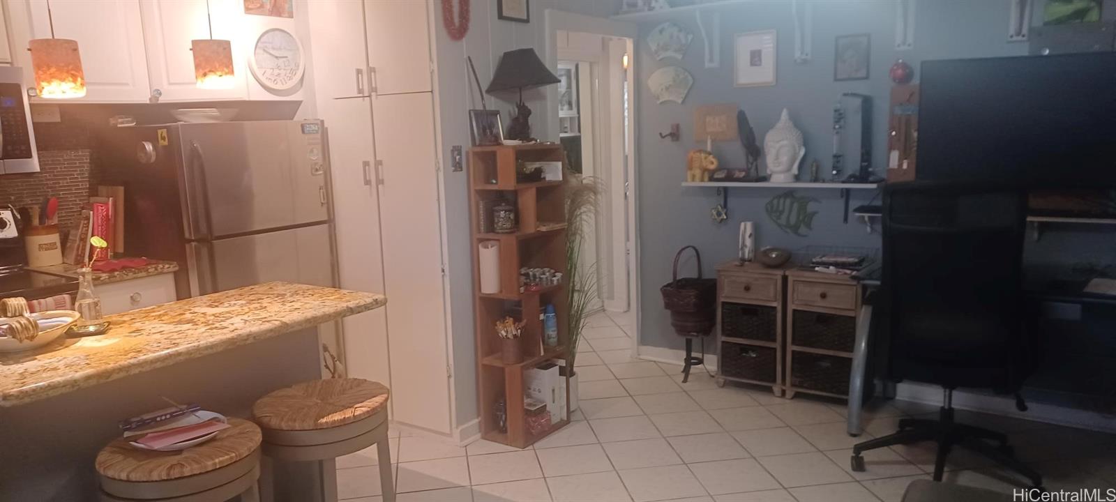 Promenade condo # 106, Honolulu, Hawaii - photo 10 of 25