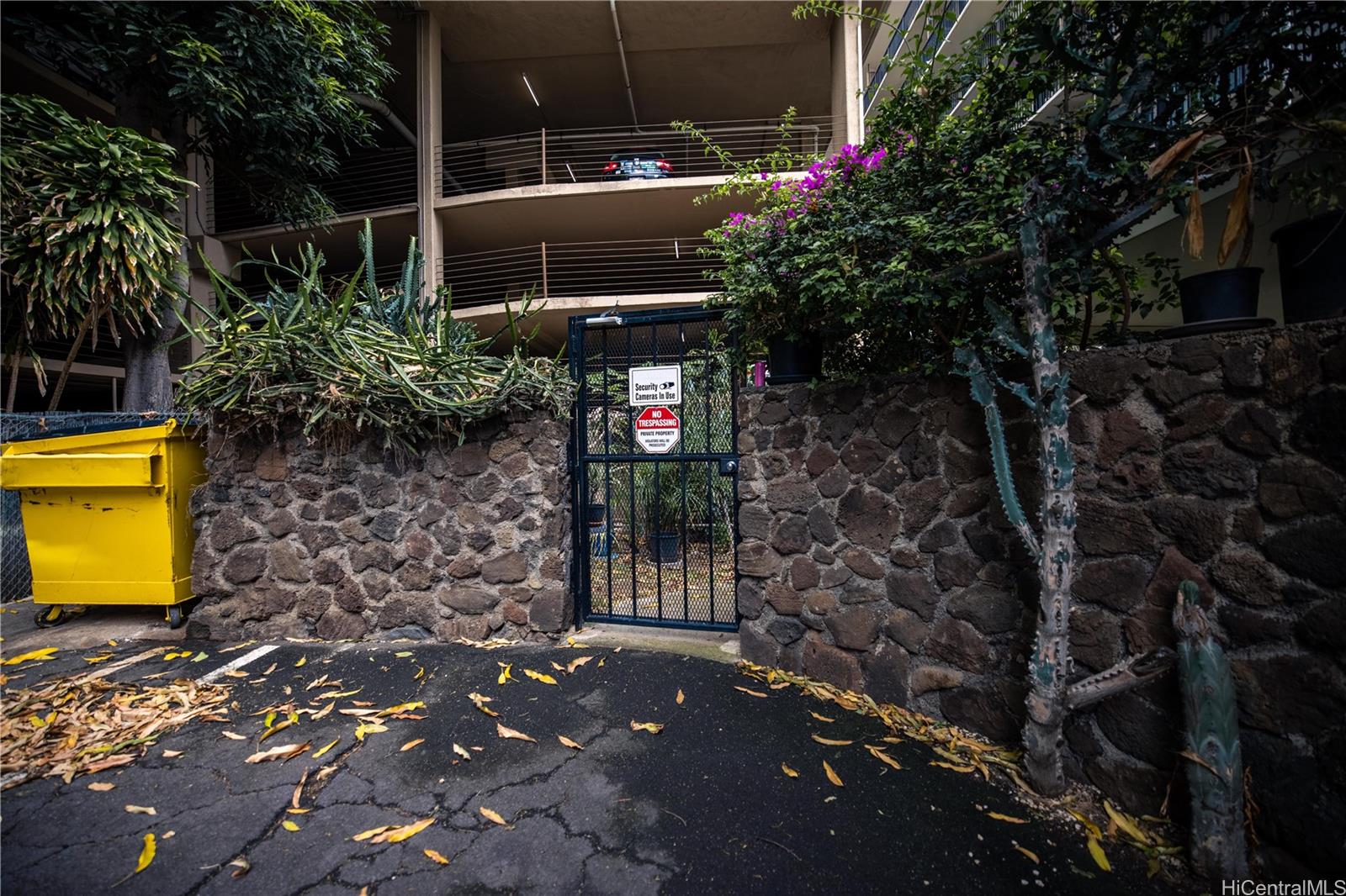 Promenade condo # 207, Honolulu, Hawaii - photo 14 of 14