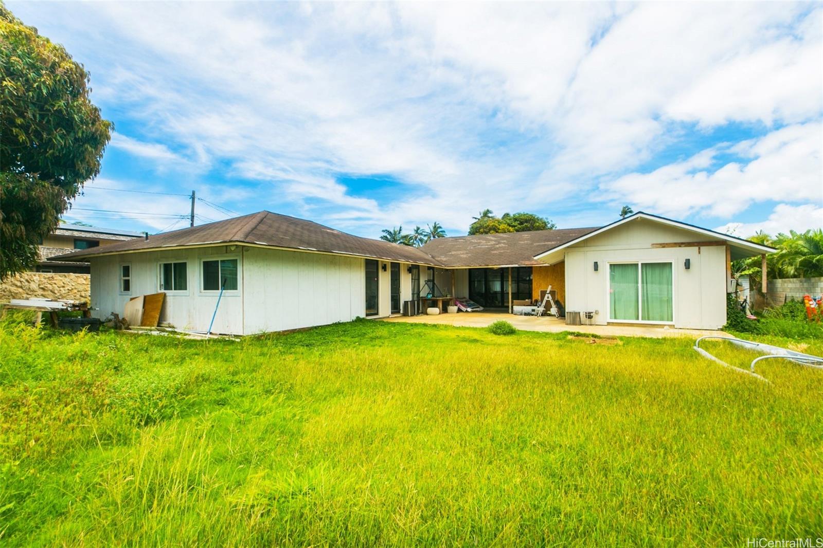 423  Portlock Road Portlock, Hawaii Kai home - photo 2 of 15