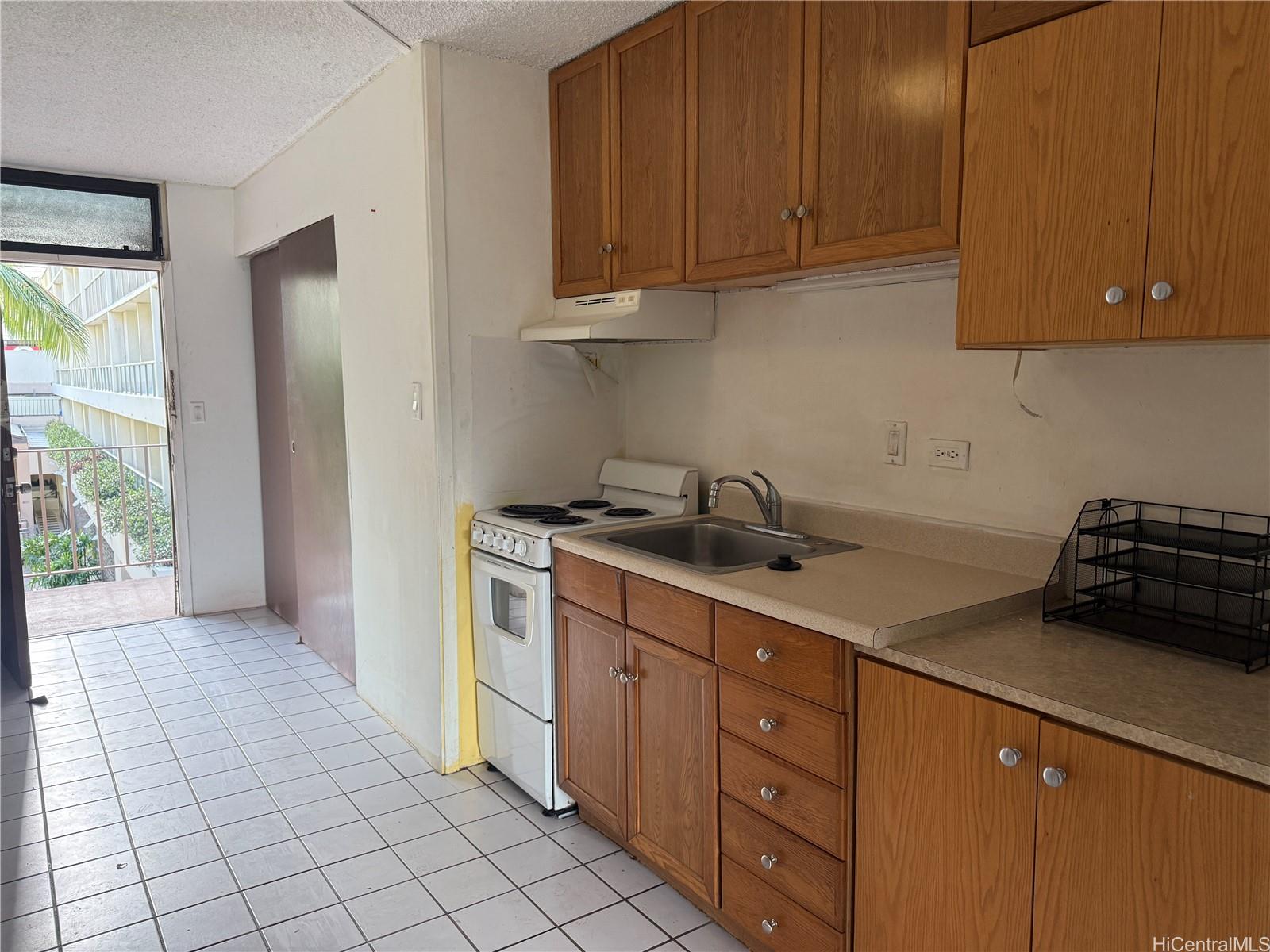 424 Walina Street Honolulu - Rental - photo 11 of 21