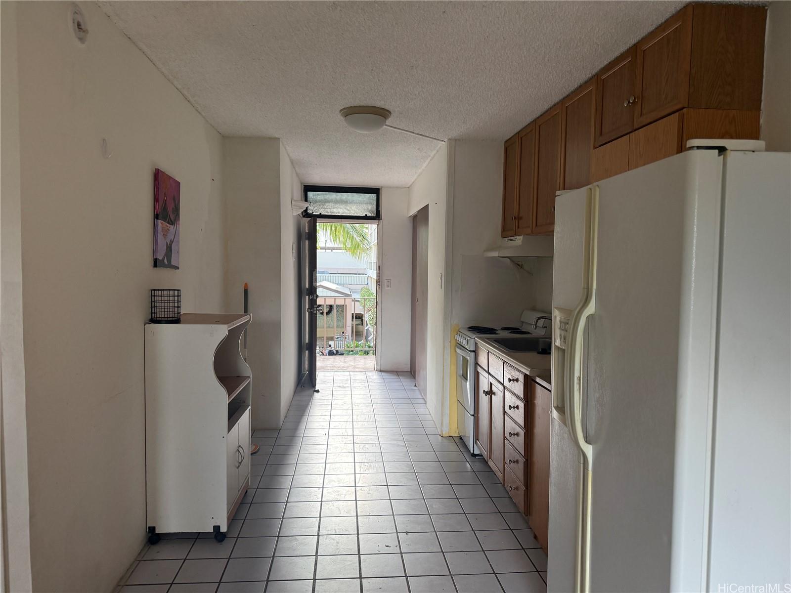 424 Walina Street Honolulu - Rental - photo 18 of 21