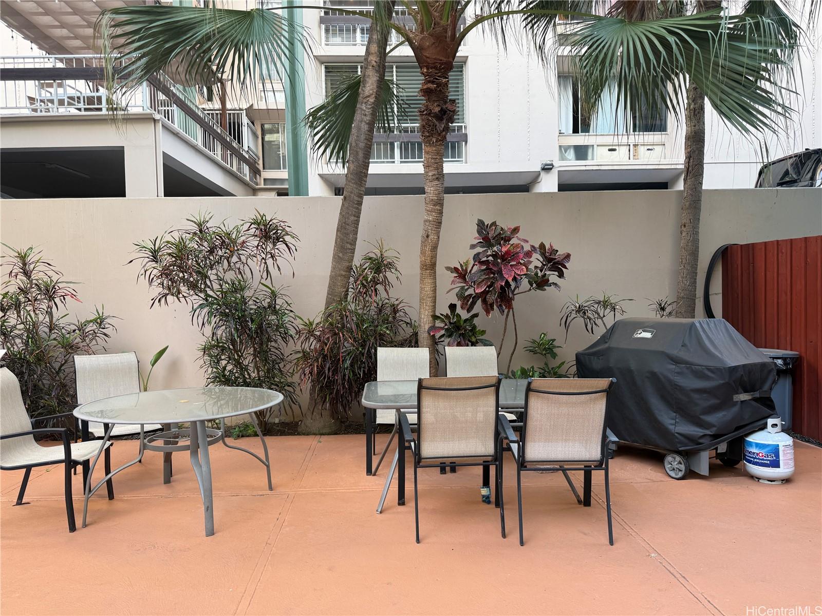 424 Walina Street Honolulu - Rental - photo 4 of 21