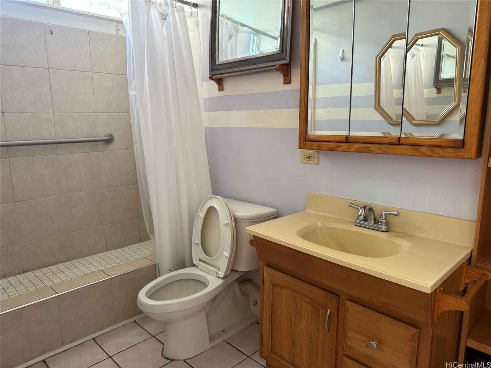 424 Walina St Honolulu - Rental - photo 7 of 10