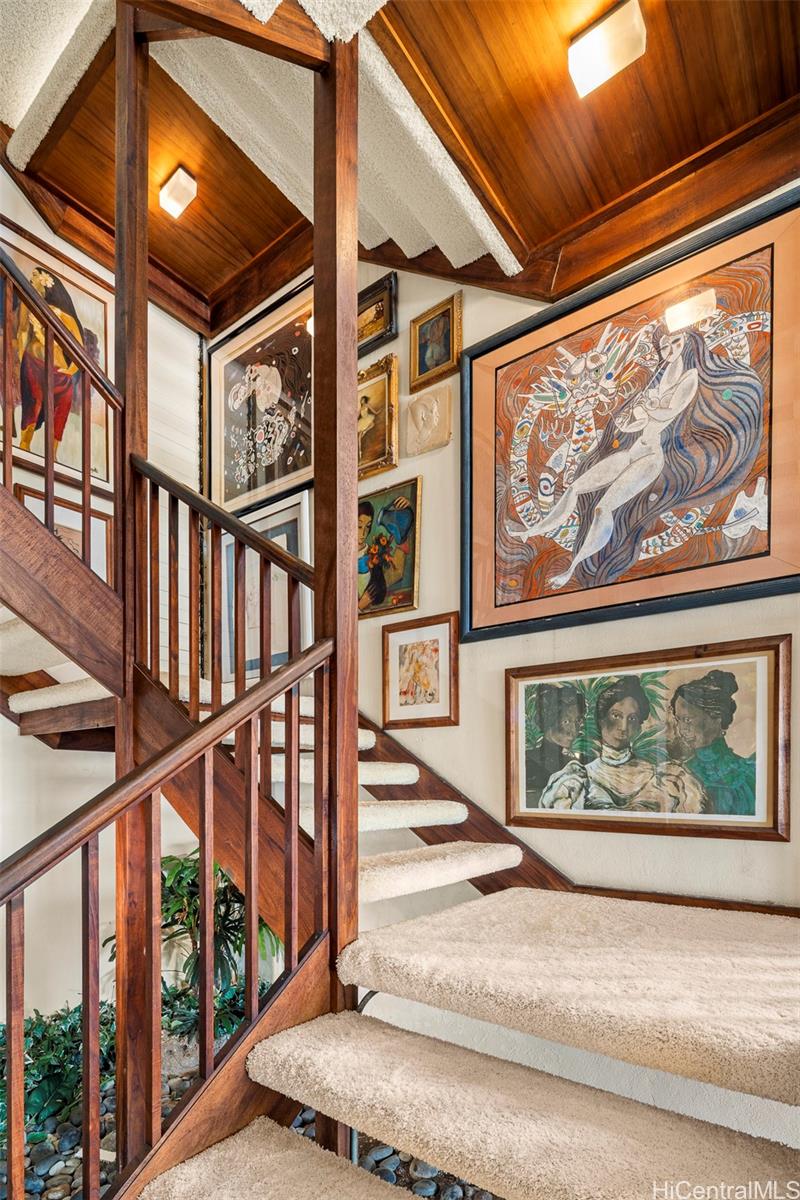 4248  Kaikoo Place Diamond Head, Diamond Head home - photo 9 of 25