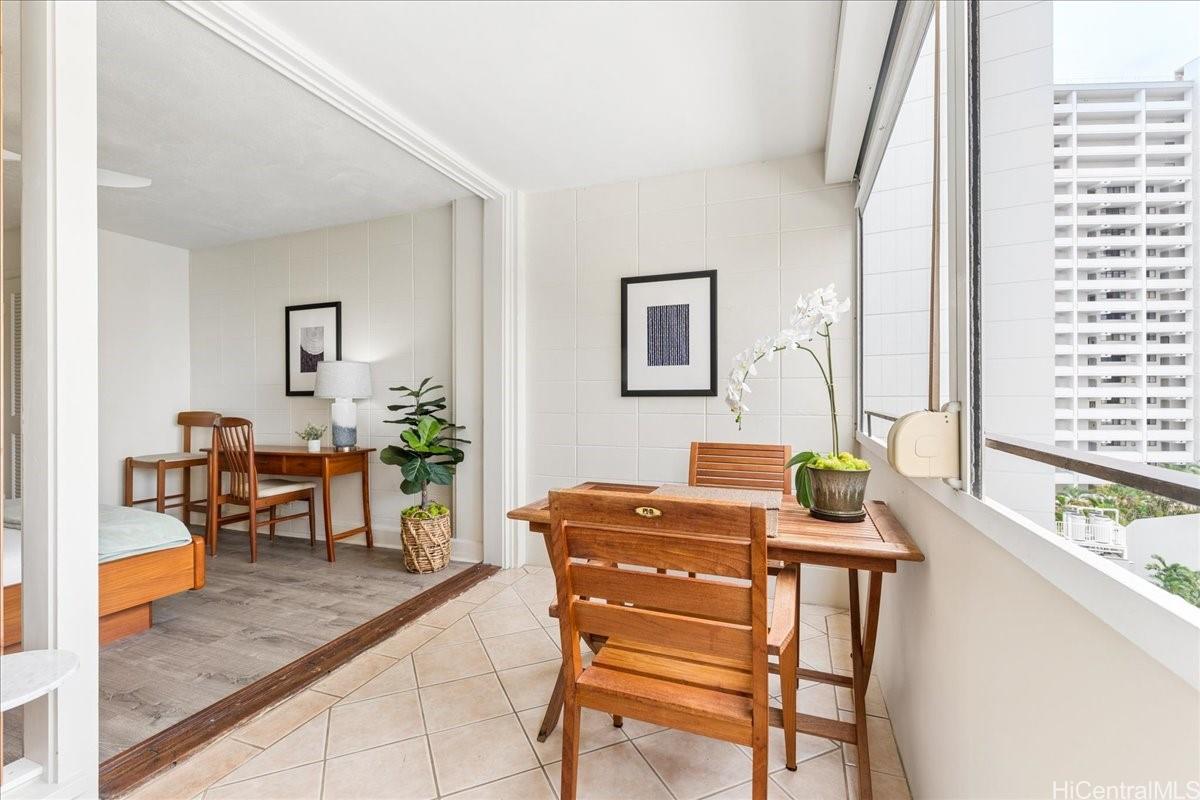 Kalia condo # 1002B, Honolulu, Hawaii - photo 17 of 25