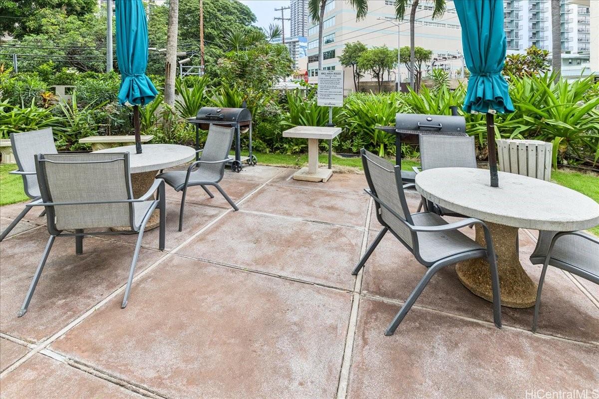 Kalia condo # 1002B, Honolulu, Hawaii - photo 22 of 25