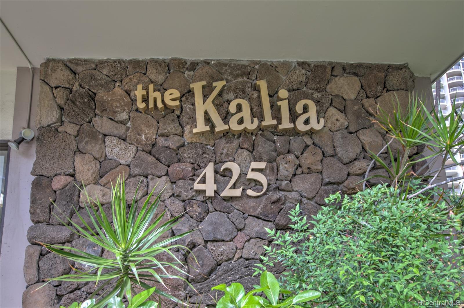 Kalia condo # 1007C, Honolulu, Hawaii - photo 12 of 16