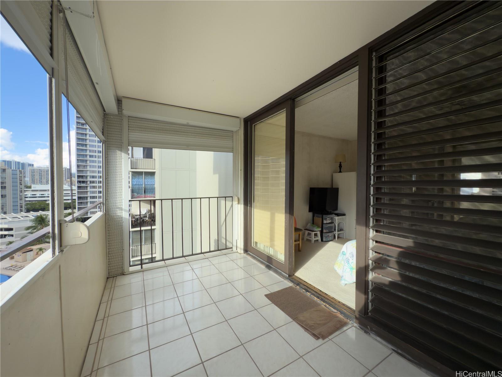 Kalia condo # 1201B, Honolulu, Hawaii - photo 3 of 20