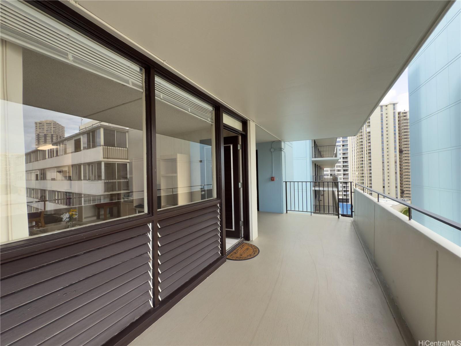 Kalia condo # 1201B, Honolulu, Hawaii - photo 3 of 20