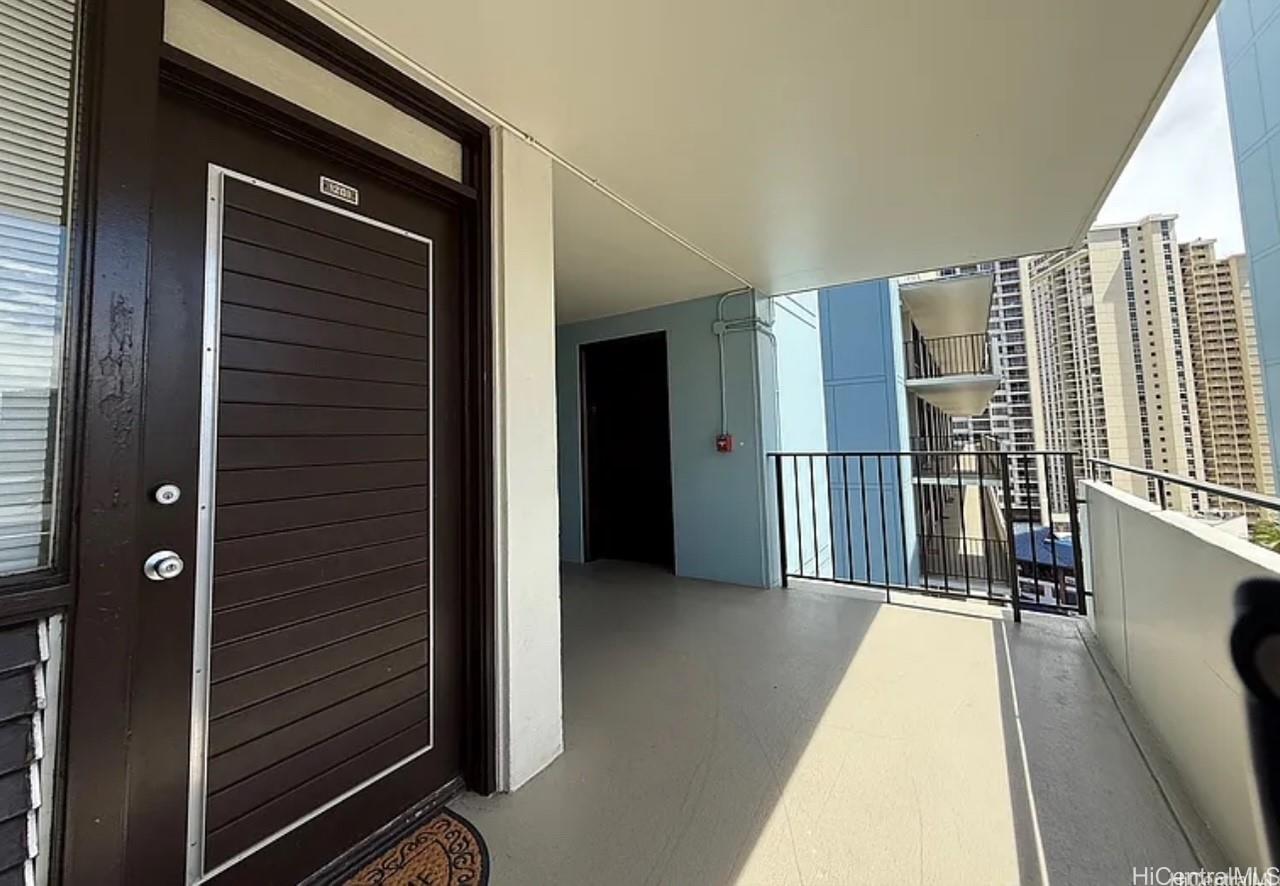 Kalia condo # 1201B, Honolulu, Hawaii - photo 12 of 19