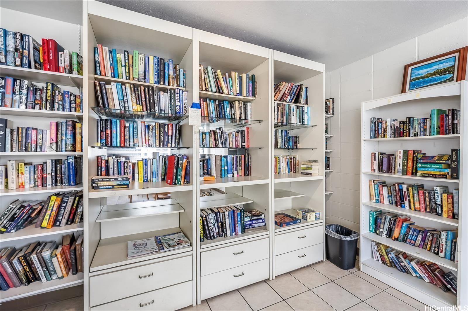 Kalia condo # 1201B, Honolulu, Hawaii - photo 15 of 16