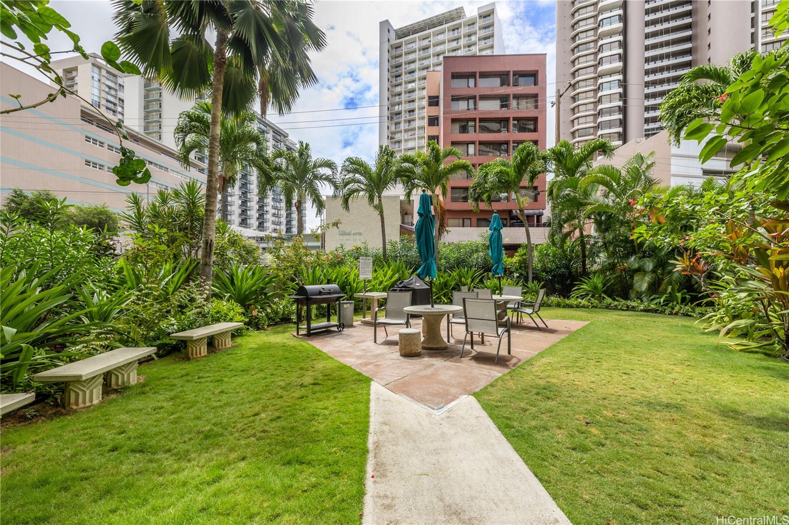 Kalia condo # 1202A, Honolulu, Hawaii - photo 17 of 21