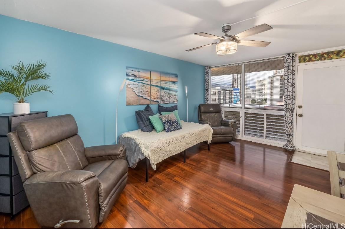 425 Ena Road Honolulu - Rental - photo 2 of 11