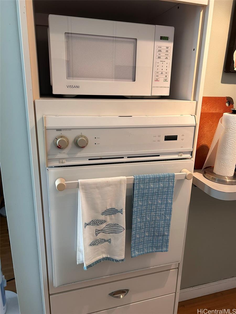 425 Ena Road Honolulu - Rental - photo 7 of 21