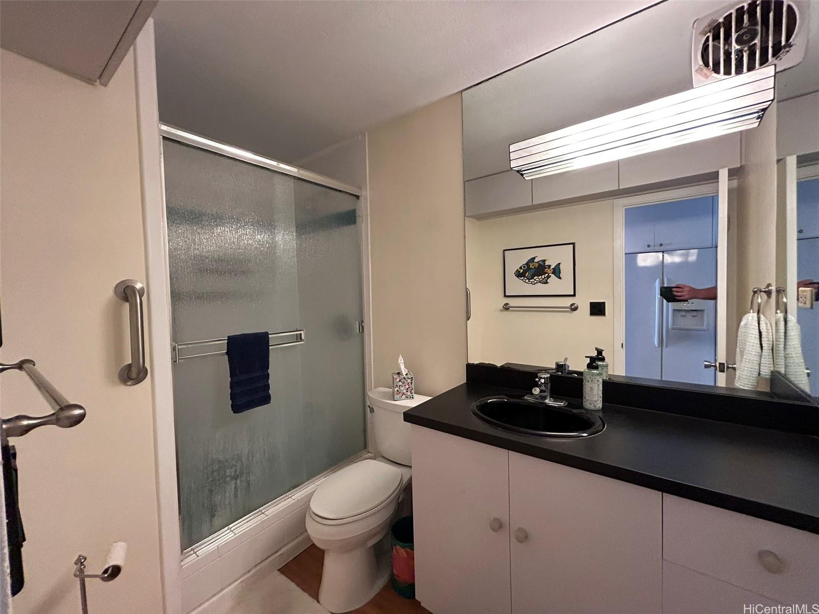 425 Ena Road Honolulu - Rental - photo 8 of 21