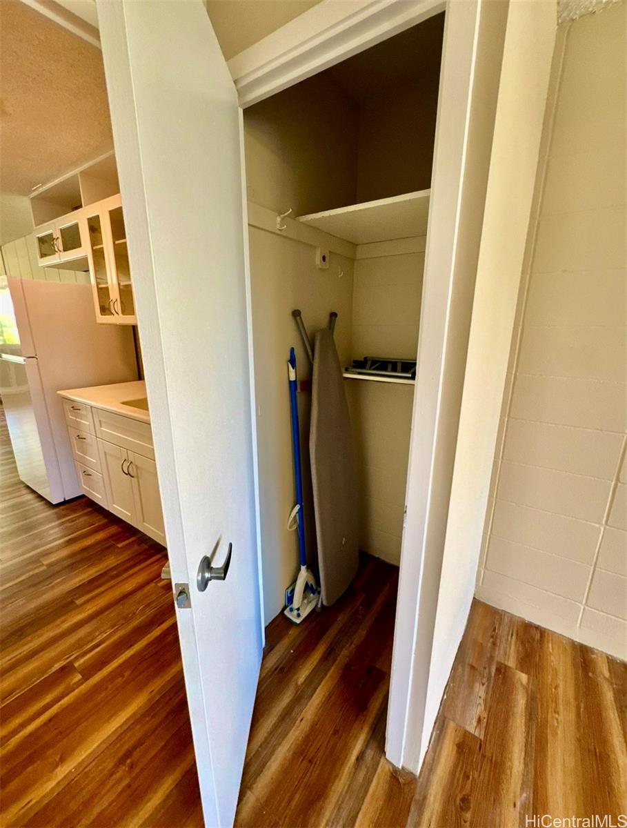 Kalia condo # 302B, Honolulu, Hawaii - photo 14 of 25