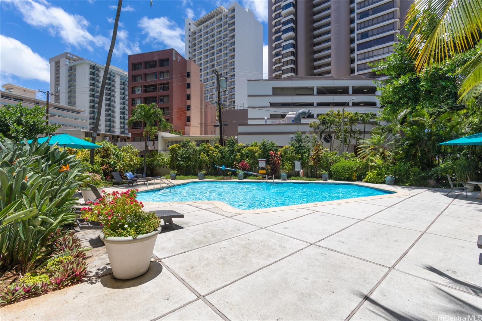 Kalia condo # 308C, Honolulu, Hawaii - photo 8 of 10