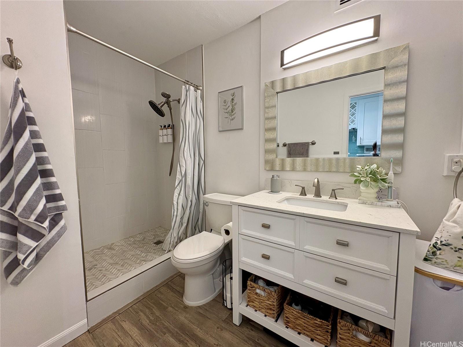 425 Ena Road Honolulu - Rental - photo 8 of 14