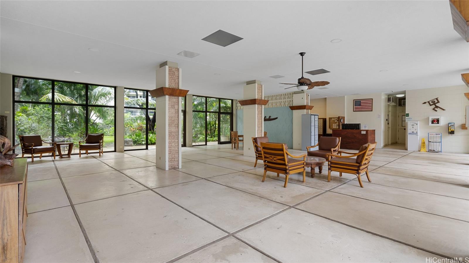 Kalia condo # 405C, Honolulu, Hawaii - photo 12 of 15