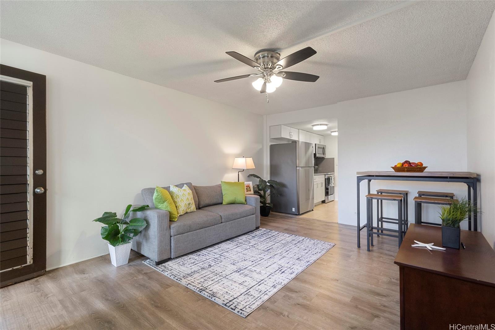 Kalia condo # 405C, Honolulu, Hawaii - photo 4 of 15