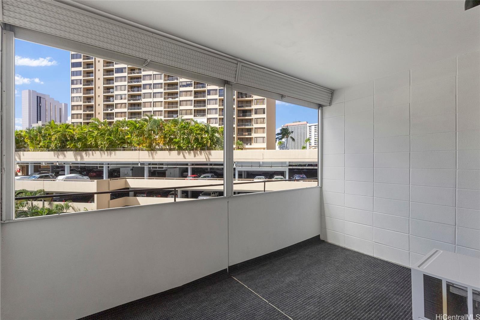 Kalia condo # 405C, Honolulu, Hawaii - photo 10 of 15