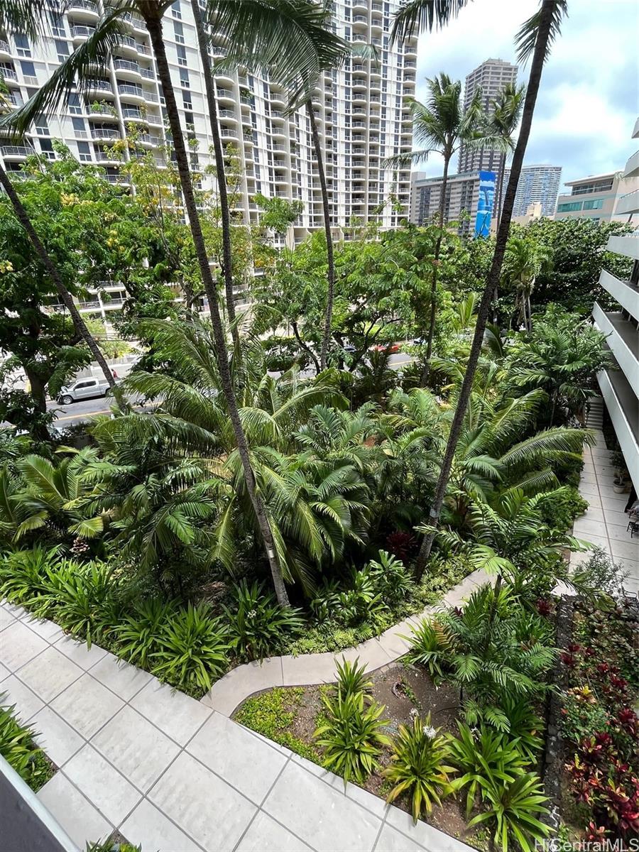 Kalia condo # 506C, Honolulu, Hawaii - photo 2 of 8