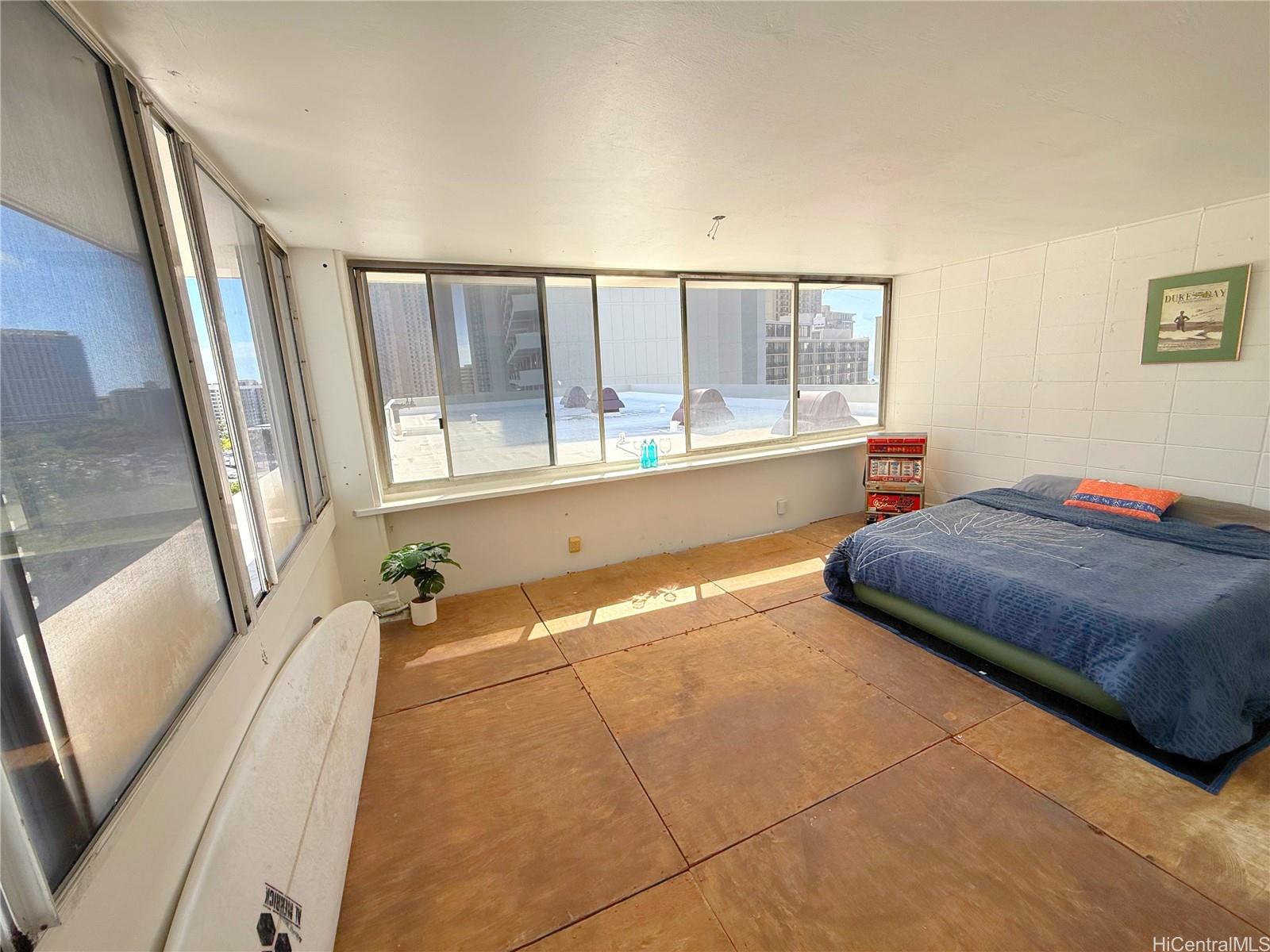 Kalia condo # 5D, Honolulu, Hawaii - photo 5 of 25