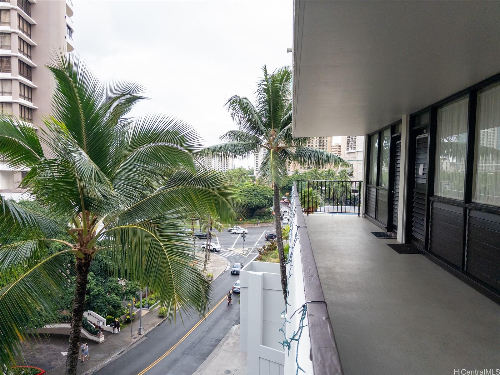 Kalia condo # 706B, Honolulu, Hawaii - photo 2 of 23