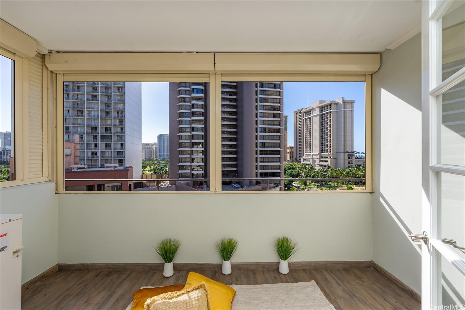 Kalia condo # A1108, Honolulu, Hawaii - photo 13 of 22