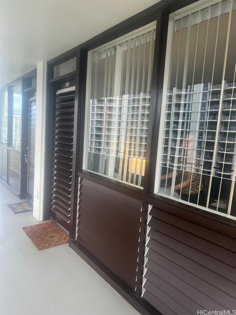 Kalia condo # A1207, Honolulu, Hawaii - photo 3 of 16