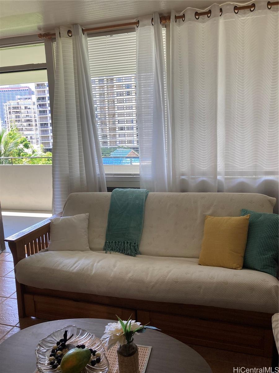 Kalia condo # A808, Honolulu, Hawaii - photo 2 of 11