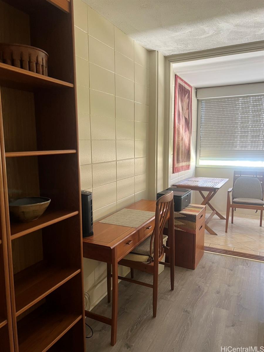 Kalia condo # B1002, Honolulu, Hawaii - photo 13 of 20