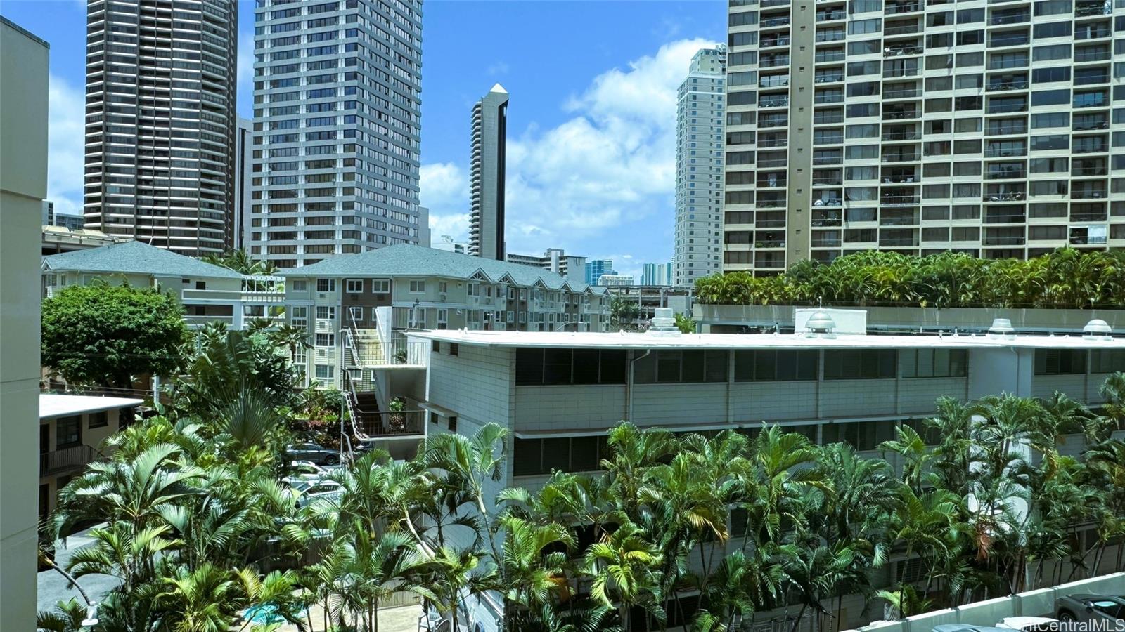 Kalia condo # B408, Honolulu, Hawaii - photo 14 of 24