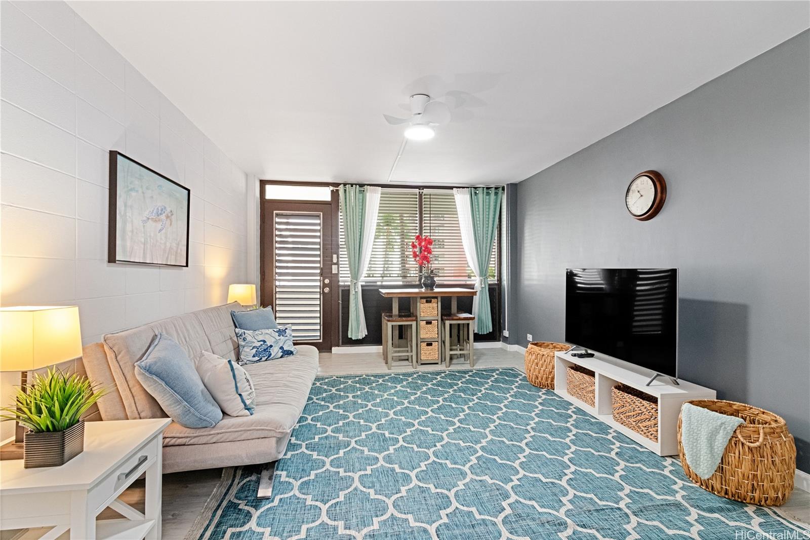 Kalia condo # B501, Honolulu, Hawaii - photo 2 of 16