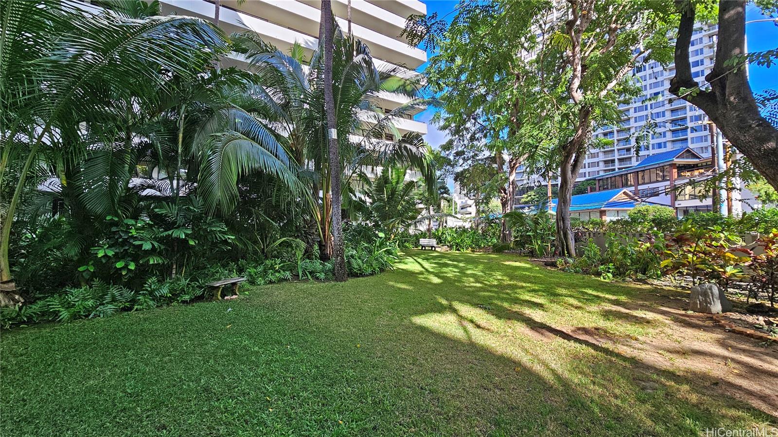 Kalia condo # B501, Honolulu, Hawaii - photo 11 of 16