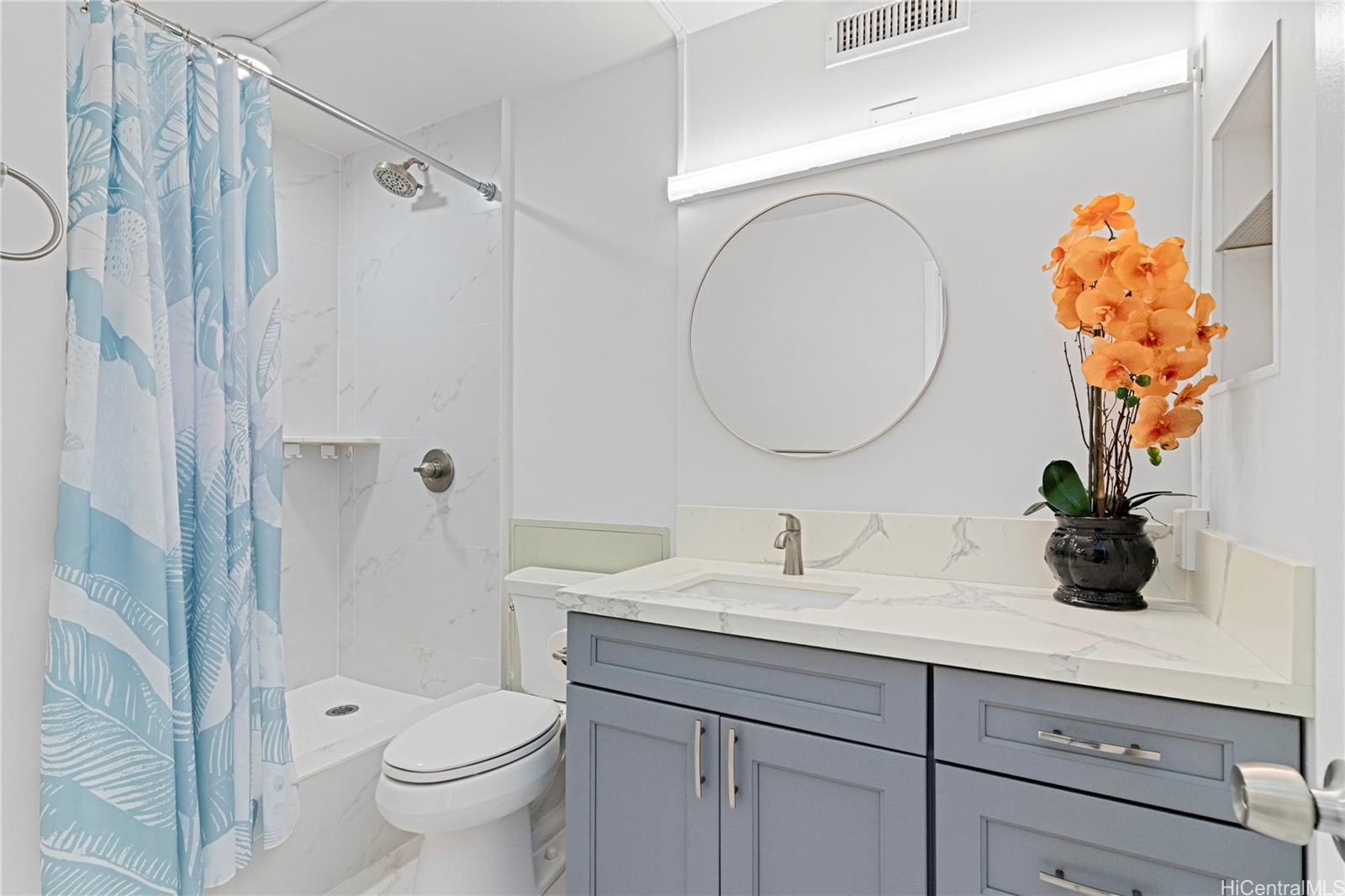 Kalia condo # B501, Honolulu, Hawaii - photo 5 of 16