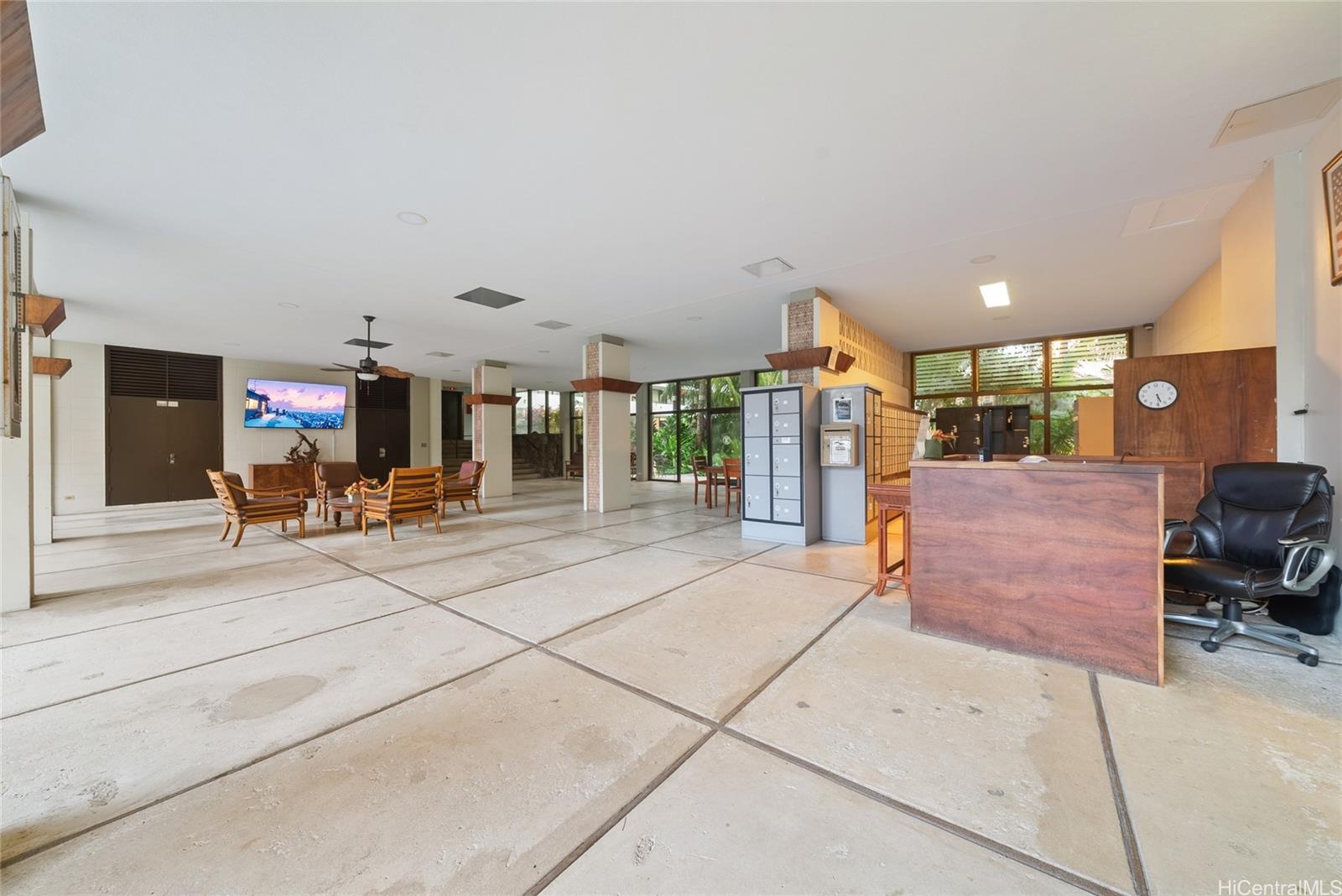 Kalia condo # B602, Honolulu, Hawaii - photo 13 of 16