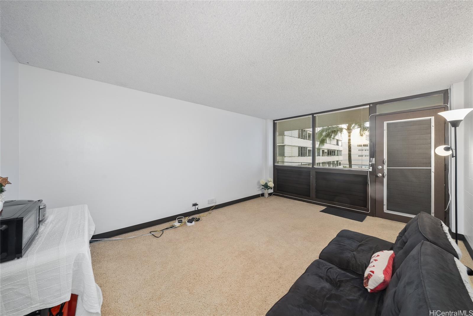 Kalia condo # B602, Honolulu, Hawaii - photo 5 of 16