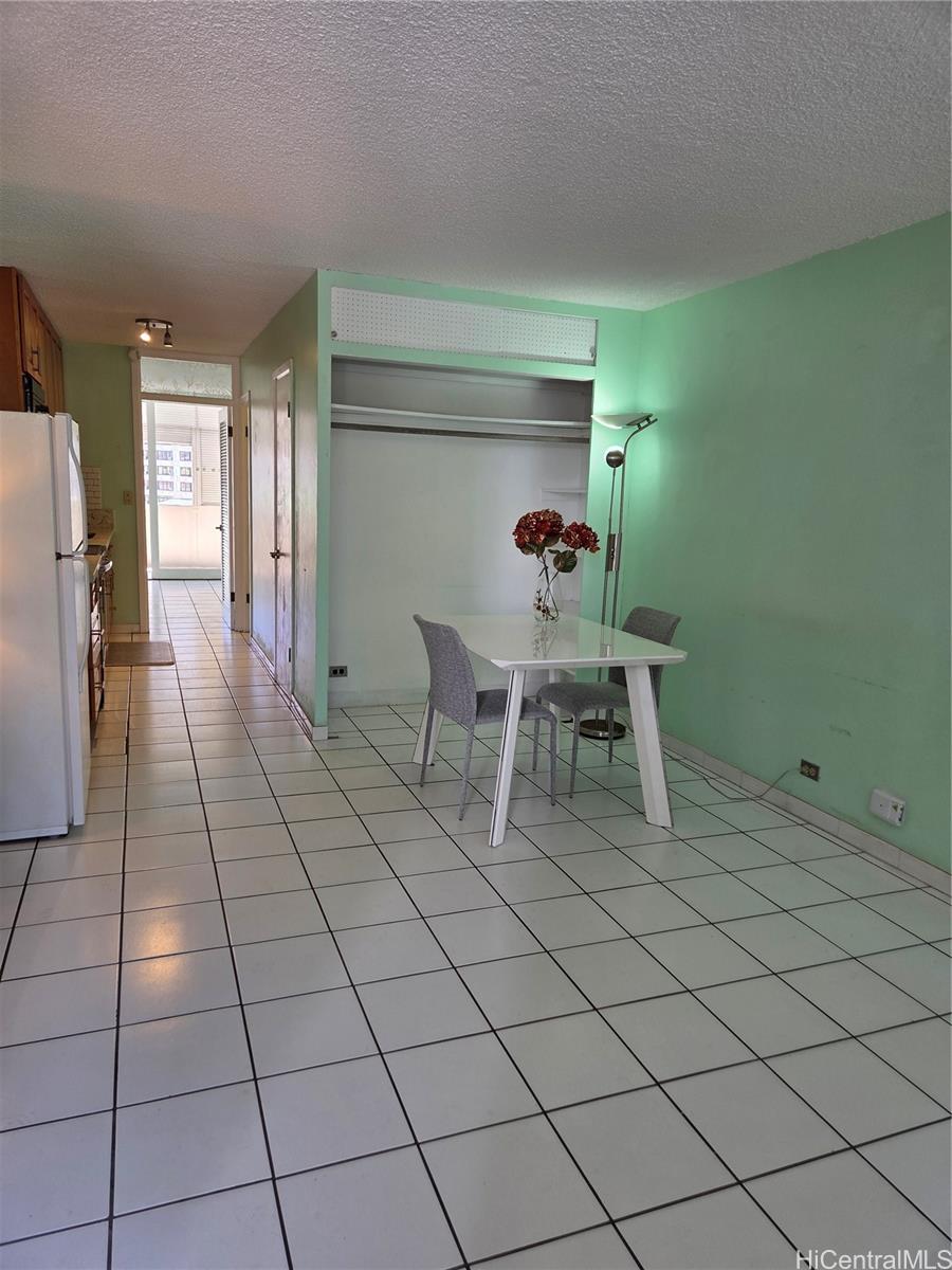 Kalia condo # B804, Honolulu, Hawaii - photo 4 of 19