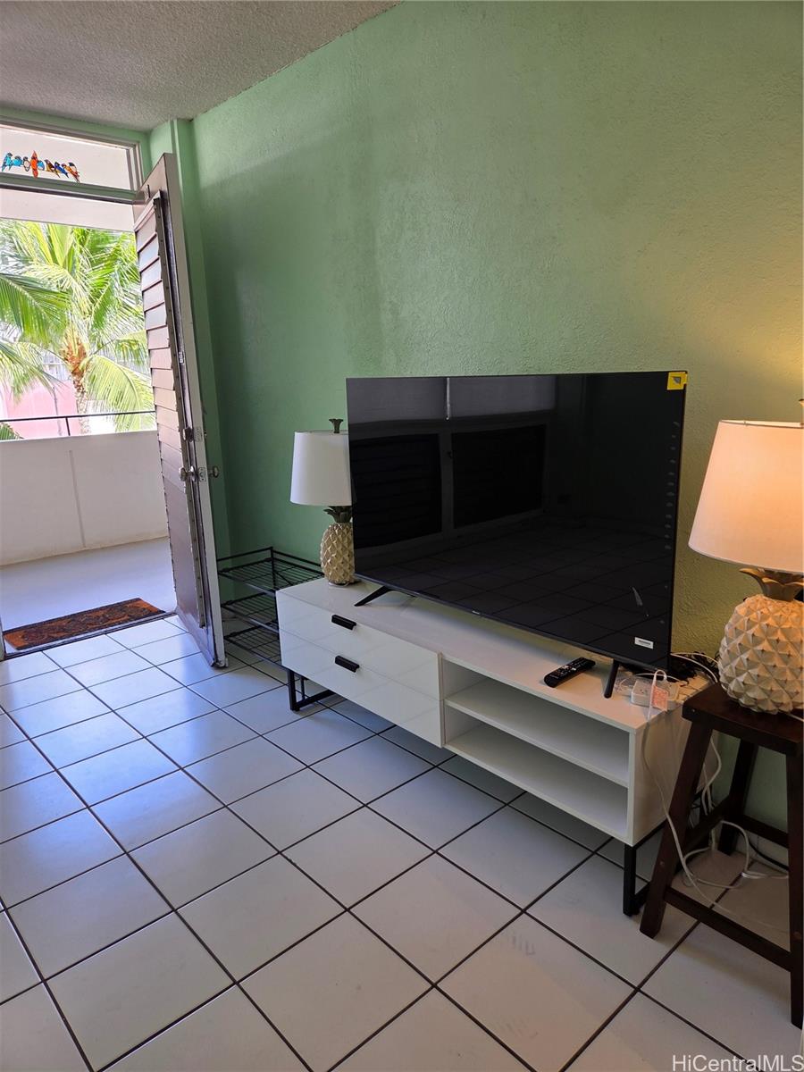 Kalia condo # B804, Honolulu, Hawaii - photo 6 of 19