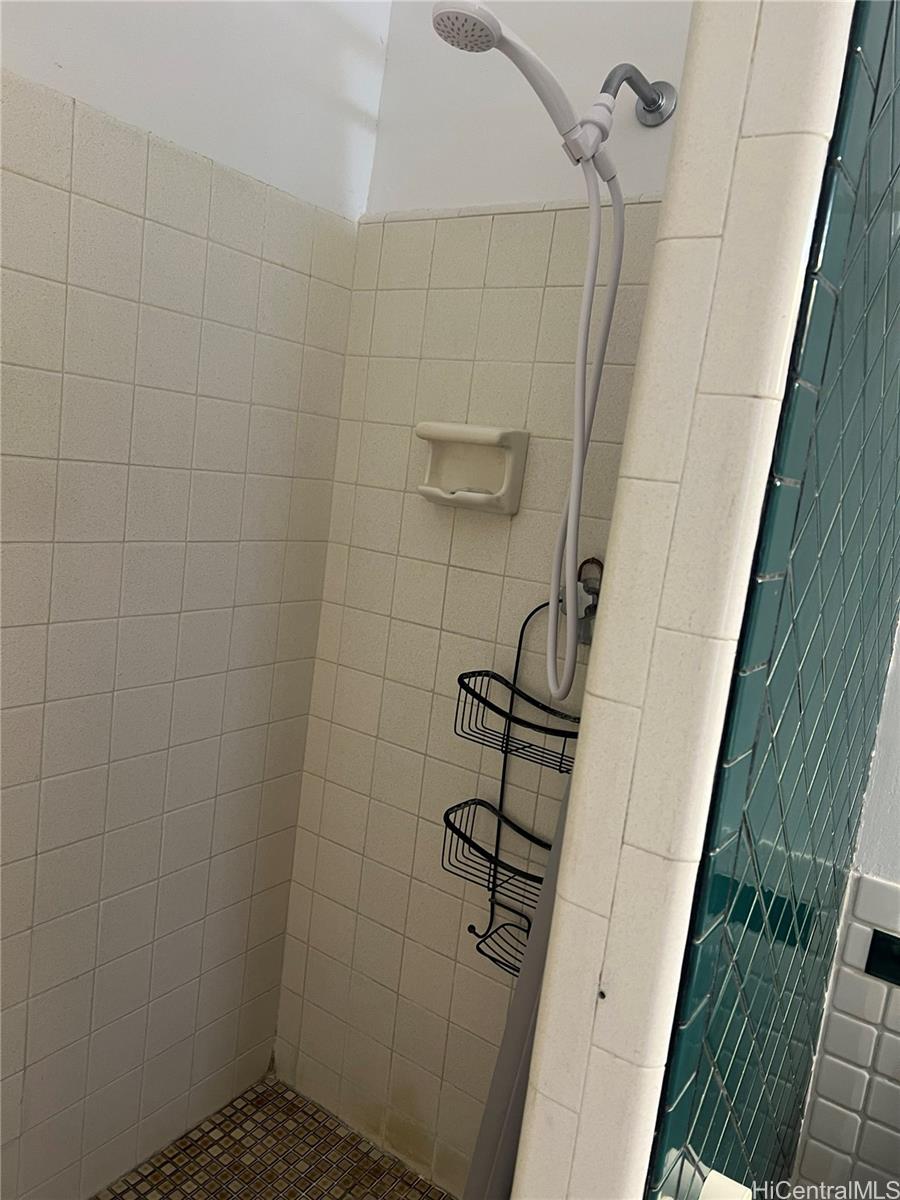 Kalia condo # C604, Honolulu, Hawaii - photo 11 of 14