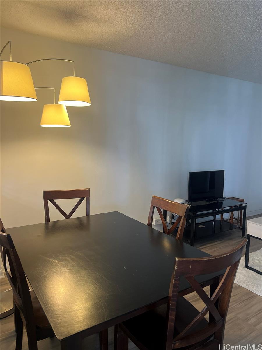 Kalia condo # C604, Honolulu, Hawaii - photo 4 of 14