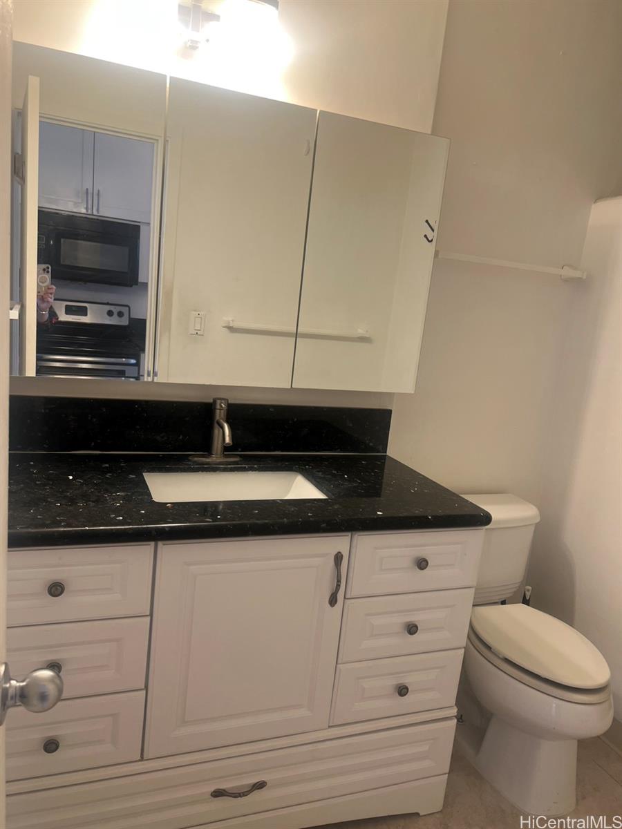 Kalia condo # P7A, Honolulu, Hawaii - photo 9 of 25